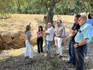 Visita a una de las obras de emergencia que acomete la CHG en la provincia de Jaén.
