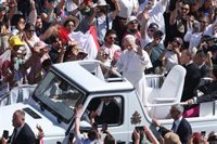 El Papa utilizará dos papamóviles y tres vehículos eléctricos durante su viaje a España