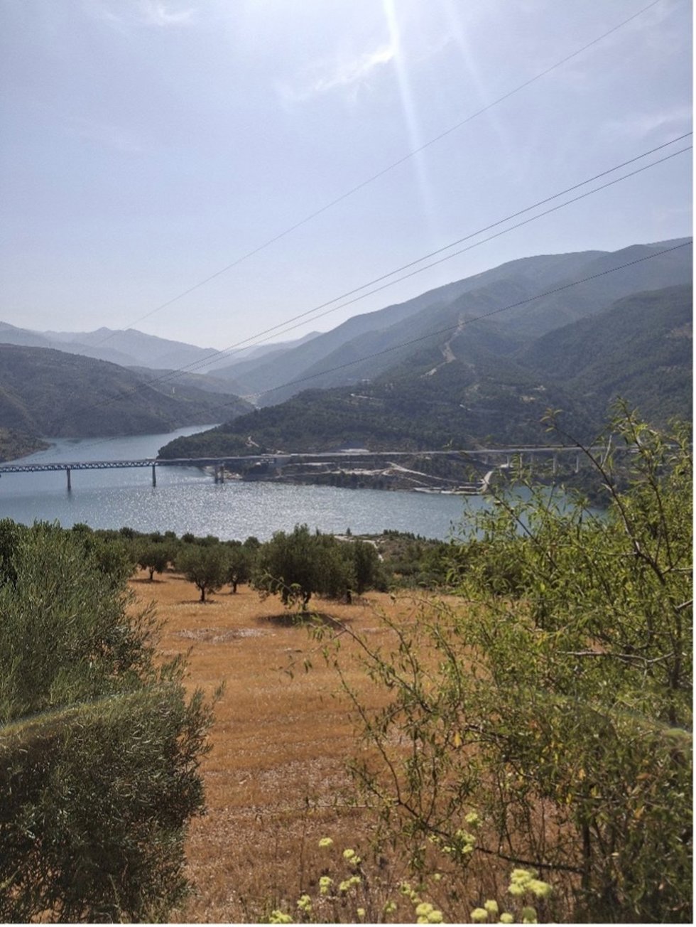 Entorno de la presa de Rules, en la provincia de Granada.