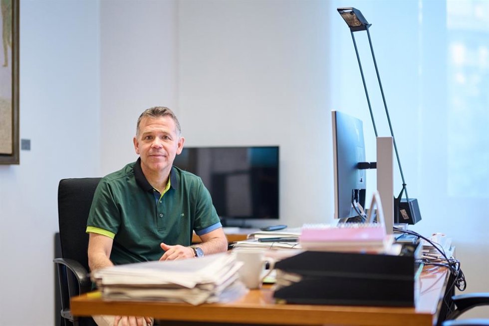 El periodista pamplonés Josetxo Martínez, autor del trabajo 'El secreto profesional, el deber de reserva y la batalla del relato. Una tensión no resuelta a la luz de la STS 1000/2025'.