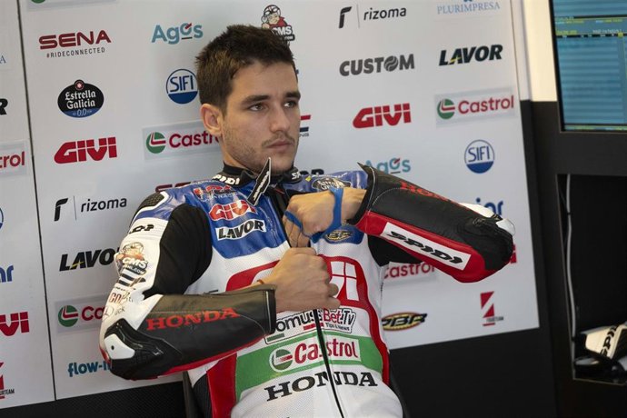 Archivo - Iker Lecuona durante una carrera de MotoGP en la Temporada 2023