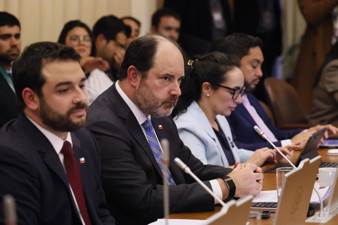 Valparaiso, 1 de junio 2026. El ministro del Trabajo Tomas Rau durante la Comision de Desarrollo Social en la Camara de Diputados Sebastian Cisternas/Aton Chile