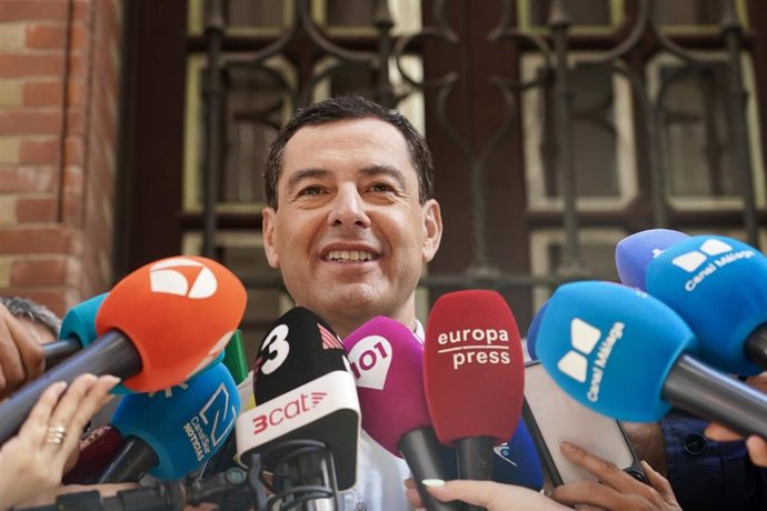 El presidente en funciones de la Junta de Andalucía, Juanma Moreno (Fotografía de Archivo)