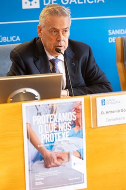 El conselleiro de Sanidade, Antonio Gómez Caamaño