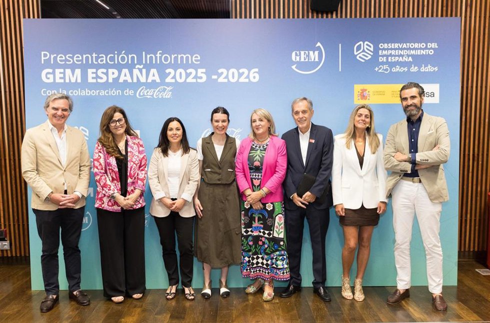 La intención de emprender crece hasta el 13,8 % y aumenta 2,6 puntos porcentuales, según Enisa.