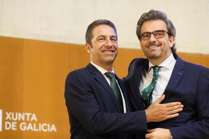 Villares e Calvo durante a toma de posesión do exconselleiro como delegado da Xunta en Lugo.