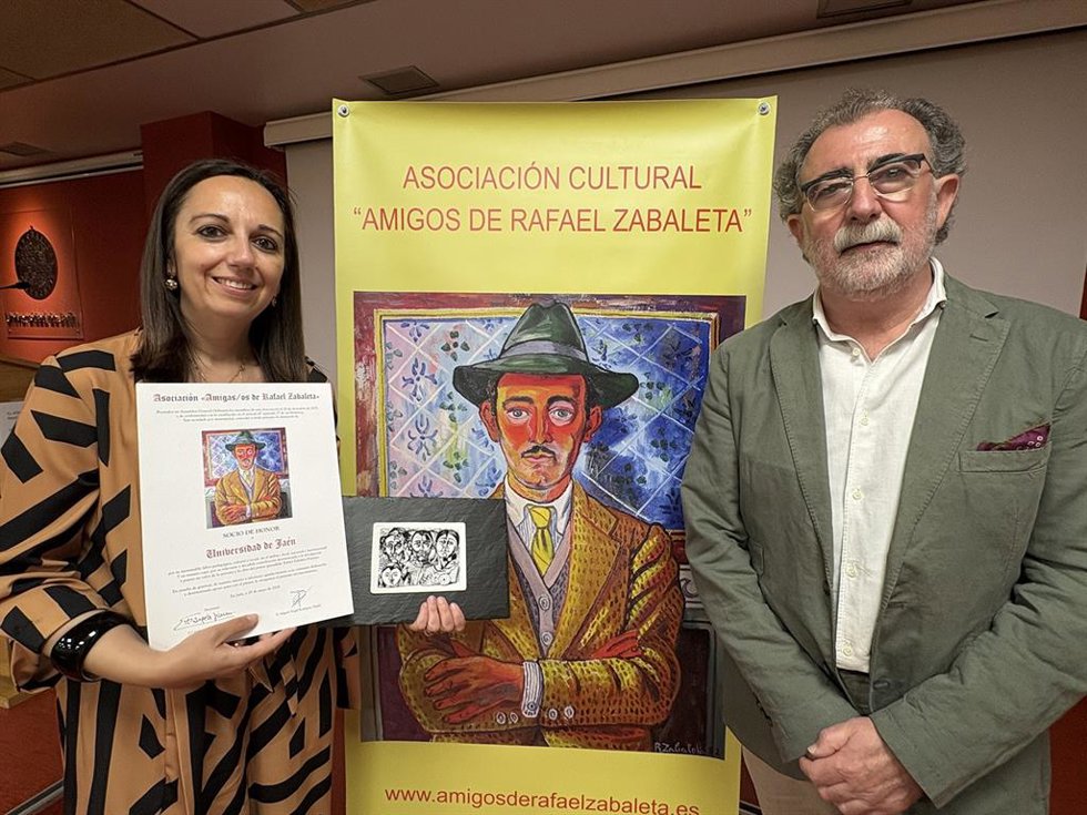Marta Torres junto a Miguel Ángel Rodríguez