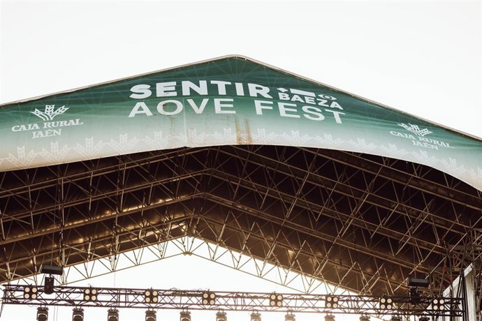 Escenario del Sentir Baeza AOVE Fest