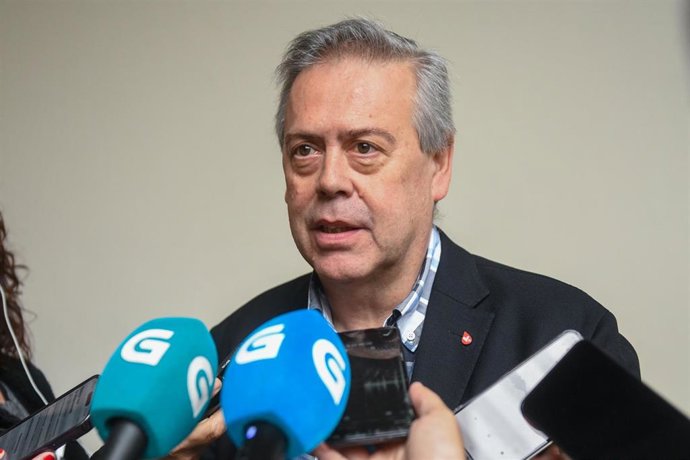 Archivo - Arquivo - O conselleiro de Sanidade, Antonio Gómez Caamaño, en declaracións aos medios.