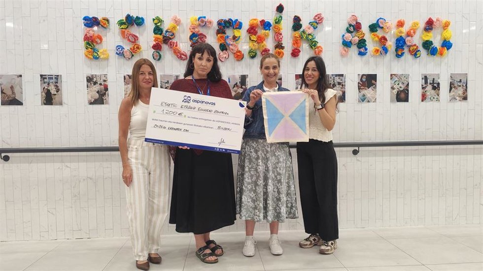 Ainhoa Resano, Eneritz Duñabeitia, Alicia Fernández Vizán y Ainhoa Fernández Calvo.