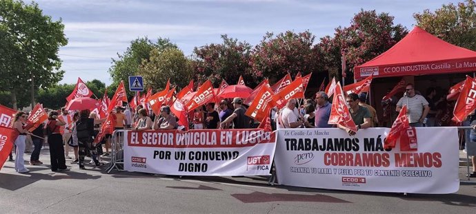 CCOO advierte a la patronal de que habrá movilizaciones si no se desbloquea la negociación colectiva