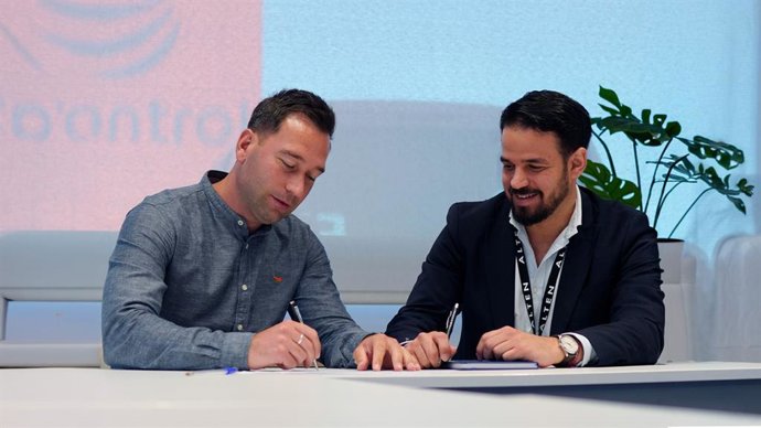 Firma acuerdo colaboración
