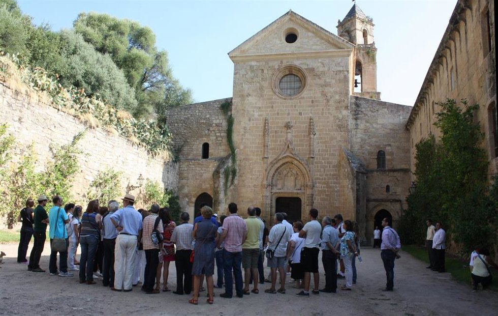 Archivo - Exterior del Monasterio de San Jerónimo