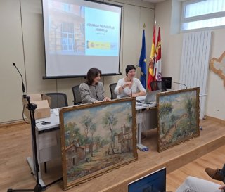 Presentación de los dos cuadros de Esteban Grunwald en la Jornada de Puertas Abiertas de la Subdelegación del Gobierno en Soria.