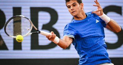 Tenis