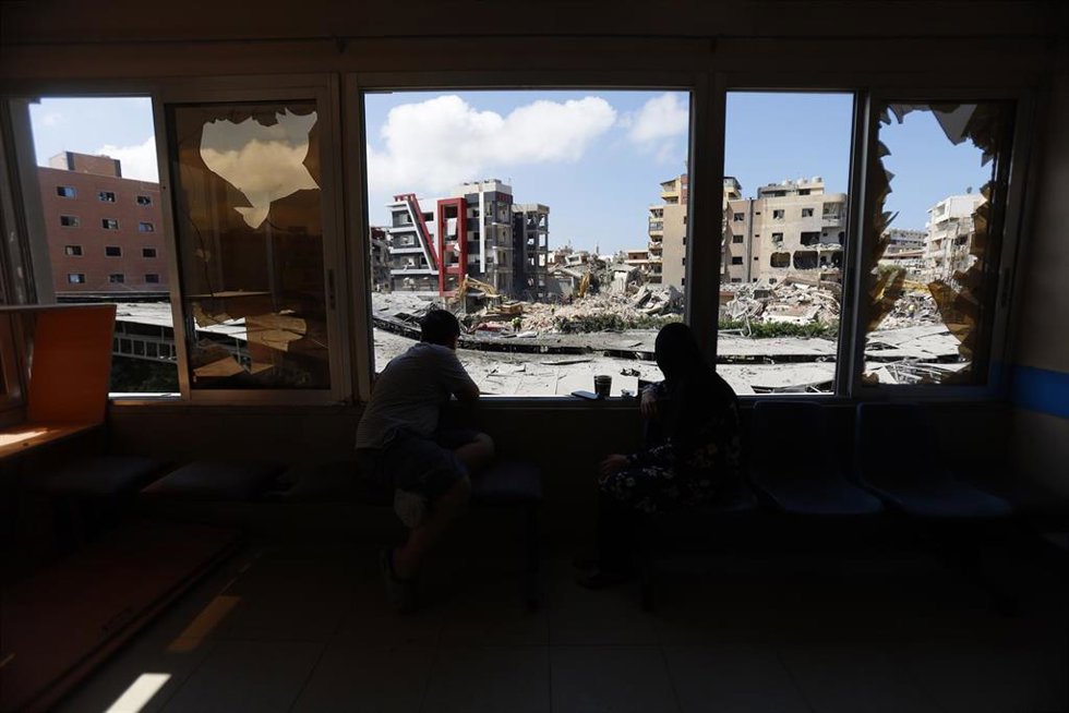 Importantes daños en el Hospital Yabal Amel, en el sur de Líbano, tras un ataque de Israel