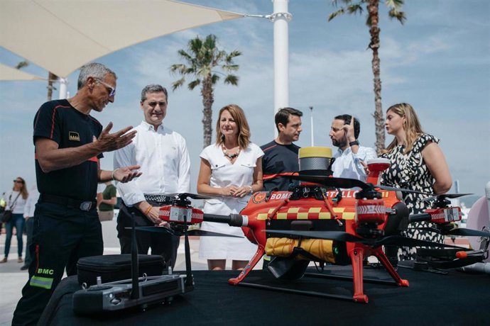 Presentación de los servicios de playa