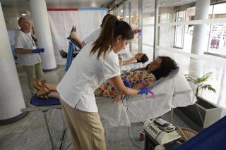 El Centro de Transfusión organiza con el Hospital Reina Sofía una maratón de donación de sangre.