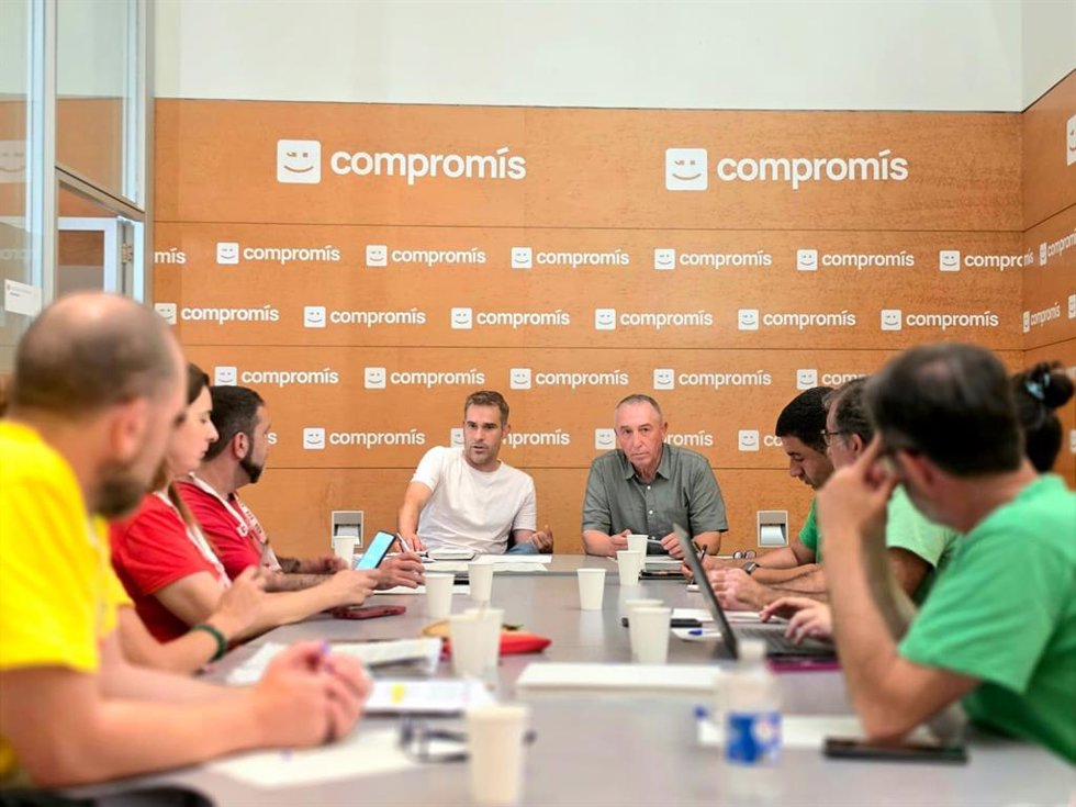 Reunión entre Baldovía, Fullana, STEPV, CCOO y UGT