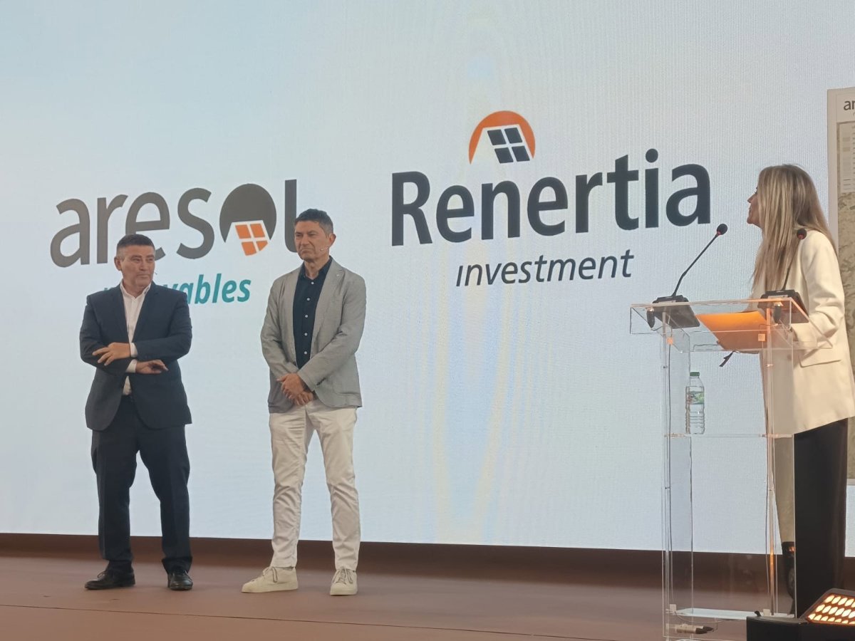 ARESOL y RENERTIA inauguran los Parques Solares Casafuerte