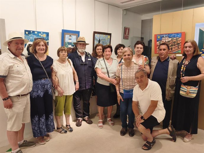 El grupo de artistas de Cerezo de Río Tirón expone sus obras en el Centro Fundación Caja Rioja de Santo Domingo de la Calzada