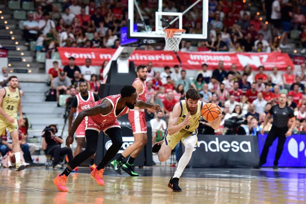 Darío Brizuela en el UCAM Murcia-Barça de los 'Playoffs' de la Liga Endesa 2025-26