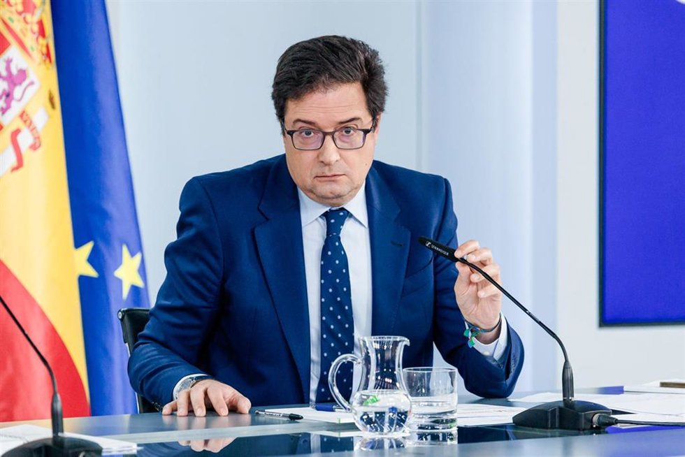 El ministro para la Transformación Digital y de la Función Pública, Óscar López, durante la rueda de prensa posterior al Consejo de Ministros, en el Palacio de la Moncloa, a 26 de mayo de 2026, en Madrid (España).