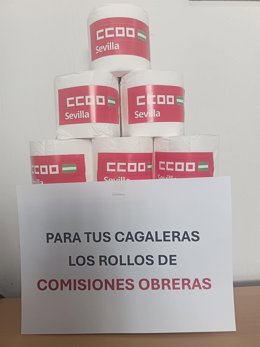 Suministro de papel higiénico por parte de Comisiones Obreras en los centros de la Universidad de Sevilla.