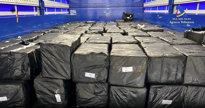 Cargamento de cocaína intervenido.