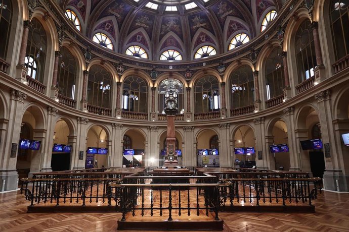 Archivo - Interior del Palacio de la Bolsa, en Madrid (España).
