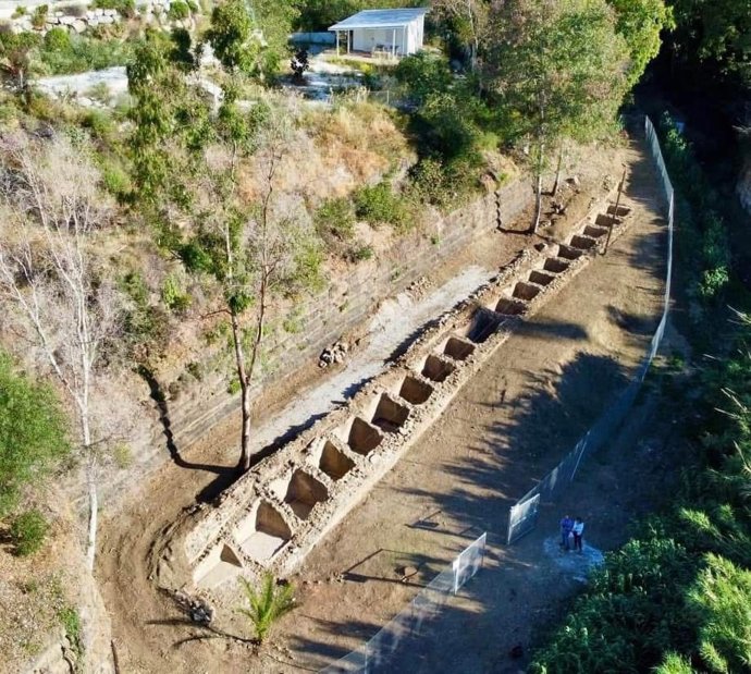 Benalmádena licita las obras para proteger y hacer visitables las piletas romanas de Torremuelle