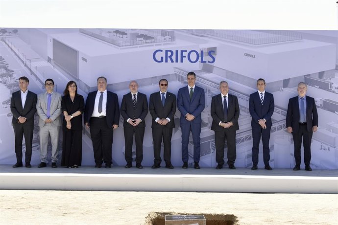 Acte de col·locació de la primera pedra de la planta de Grifols a Lliçà de Vall