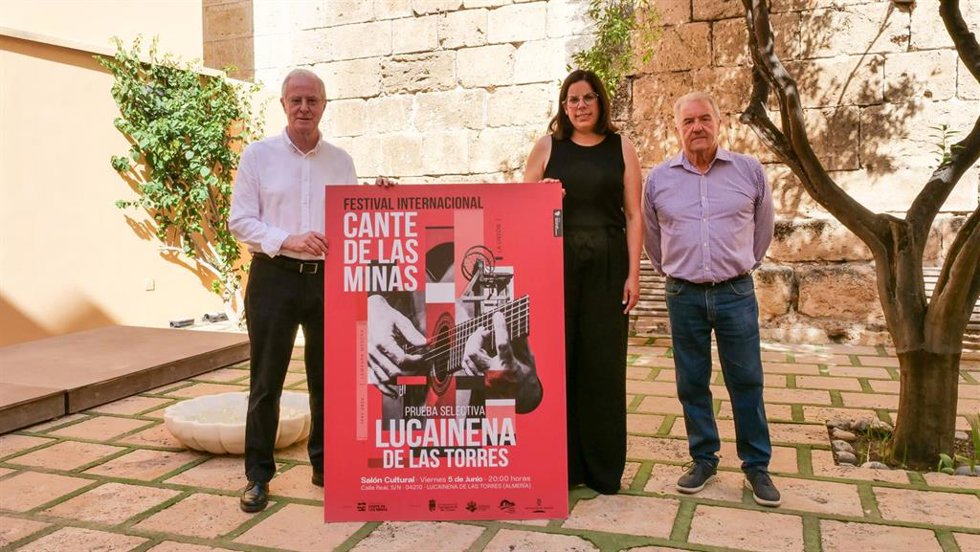 Presentación de la prueba selectiva del Festival Internacional del Cante de las Minas en Lucainena de las Torres (Almería).