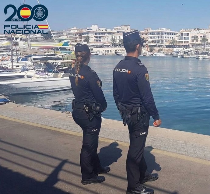 Agentes de Policía en Eivissa