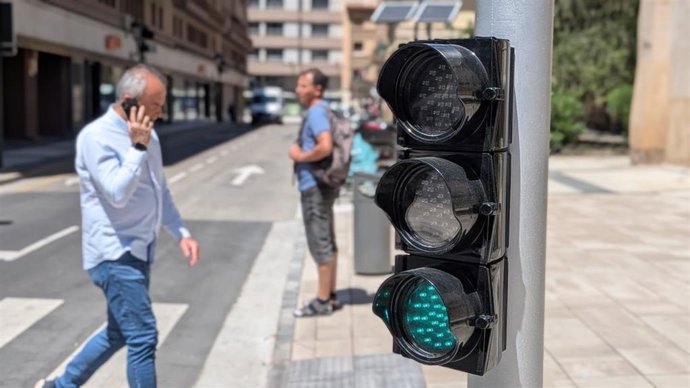 El nuevo contrato de semáforos de Zaragoza renovará los actuales equipos para adaptarlos a las nuevas tecnologías