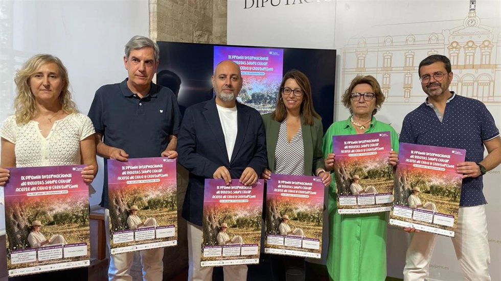 Presentación del IX Premio Internacional de Relatos sobre Olivar, Aceite de Oliva y Oleoturismo