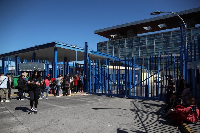 Santiago, 16 de diciembre 2025.  Operativo Apocalipsis de PDI permitió desbaratar una red de corrupcion de gendarmería al interior de las carceles que permitía el ingreso de elementos prohibidos a los recintos   Carcel Santiago 1  Diego Martin/Aton Chile