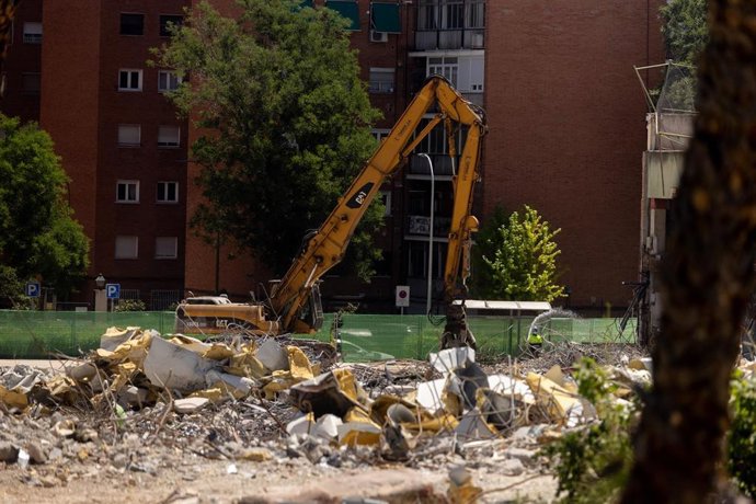 Vista de las obras de la urbanización de Ermita del Santo, a 25 de mayo de 2026, en Madrid (España).
