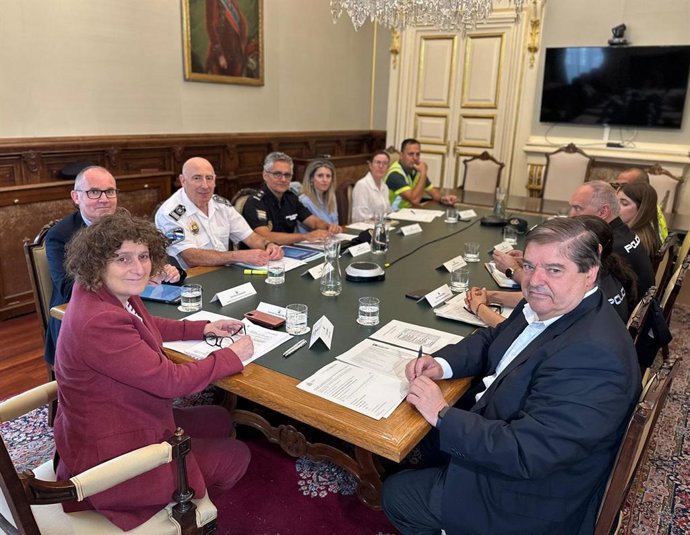 Junta local de seguridad en Santiago, a 3 de junio de 2026.