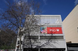 Archivo - Façana de la seu del PSC