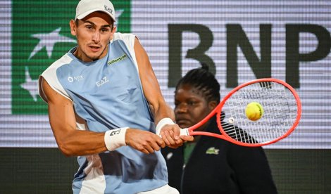 Tenis