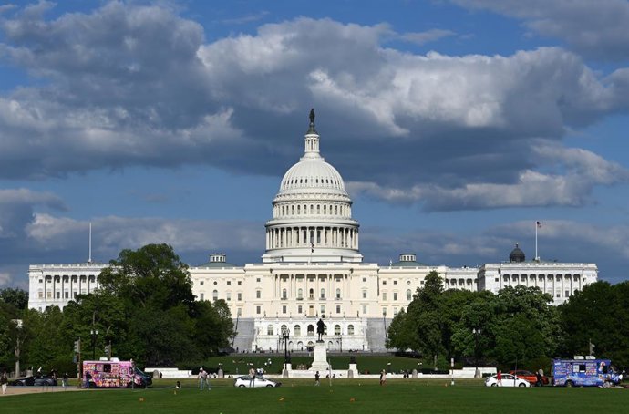 Archivo - Arquivo - WASHINGTON, 1º de maio de 2026  -- Esta foto tirada em 30 de abril de 2026 mostra o Capitólio dos Estados Unidos em Washington, D.C., nos Estados Unidos. O secretário de Defesa dos EUA, Pete Hegseth, disse na quinta-feira que acredita 