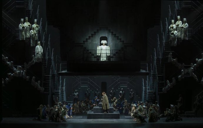 TURANDOT de Giacomo Puccini Drama lirico en tres actos  Palau de Les Arts 29 de abril de 2026