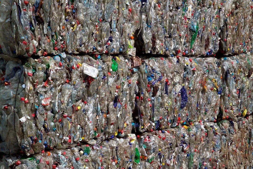 Ecoembes recicla 2,2 millones de toneladas de envases domésticos y comerciales en 2025