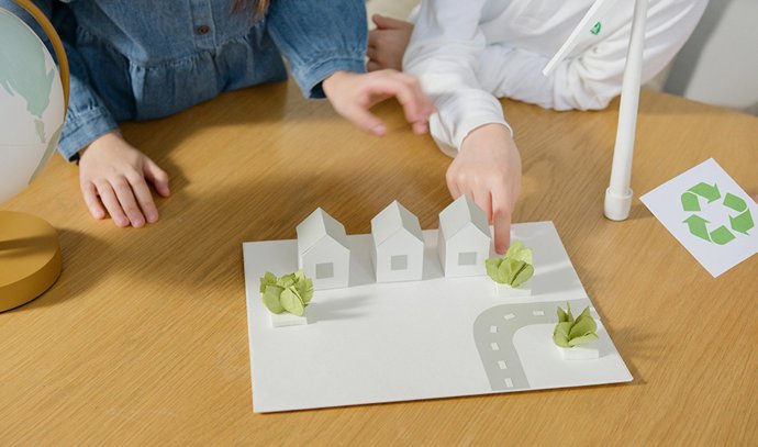 Archivo - El programa Ecoescuelas identifica a aquellos centros educativos que son un modelo de referencia socio ambiental. Imagen de archivo