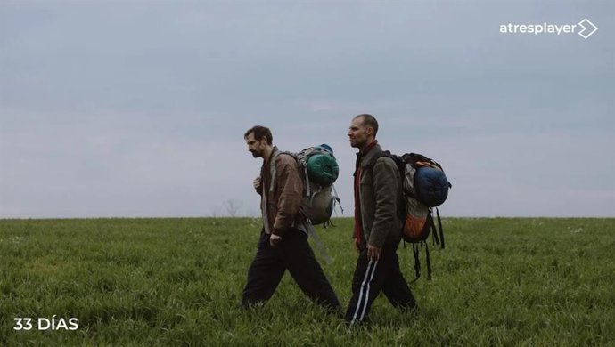 Poga y Villagrán protagonizan '33 días': "Rodamos cosas horribles que pasaron de verdad y da vértigo por las víctimas"