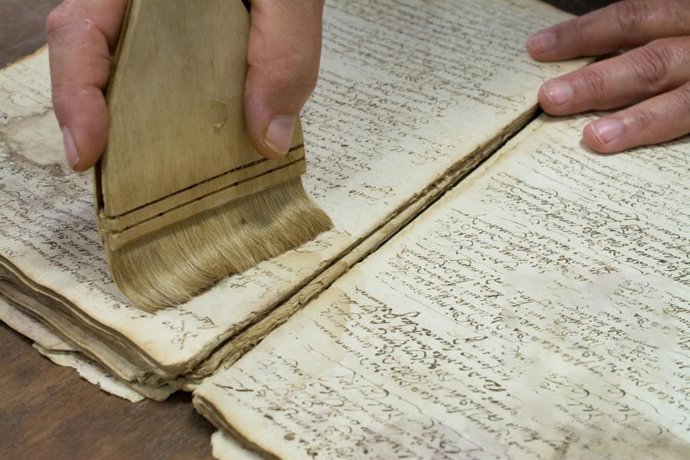 La Diputación de Cáceres organiza actividades y una jornada de puertas abiertas a su archivo provincial