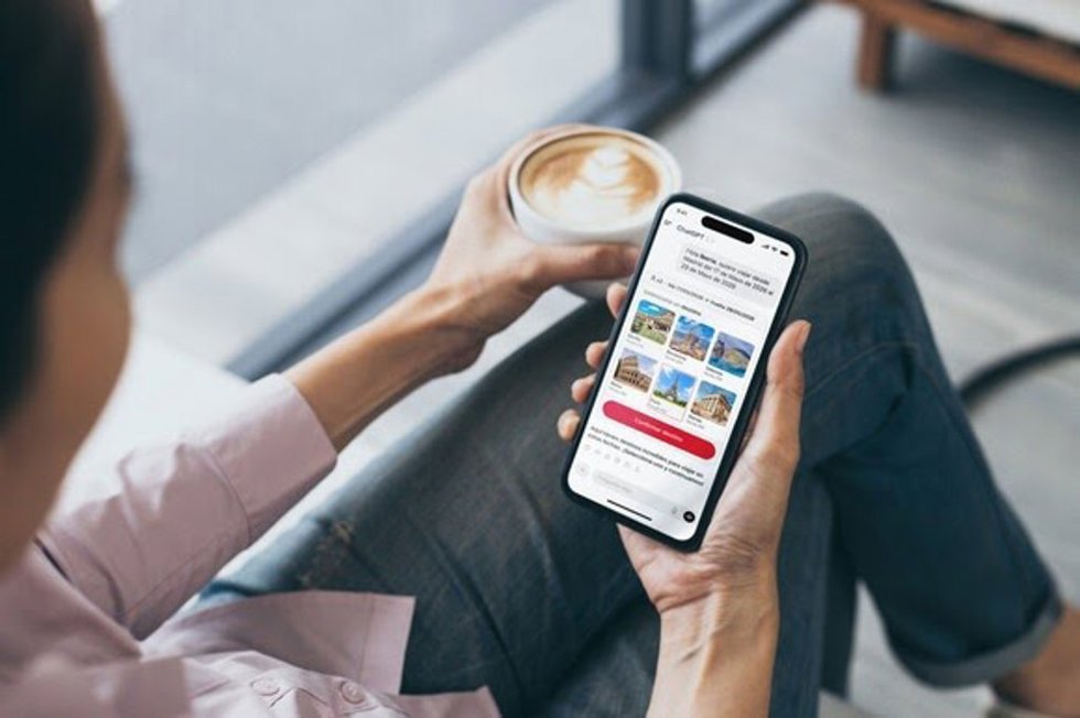 Iberia pone en marcha su 'app' en ChatGPT para buscar vuelos o pedir recomendación sobre destinos.