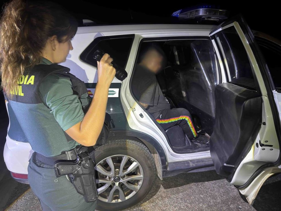El presunto homicida de Fuenmayor en el vehículo policial