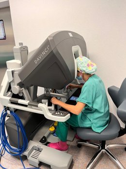 Imagen de archivo de un robot Da Vinci